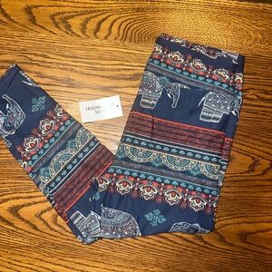 🐘✨ NWT LuLaRoe Boho Elephant Leggings (OS) ✨🐘